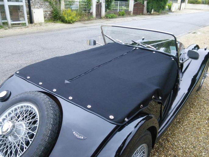 Morgan 4x4 couvre-tonneau fermé