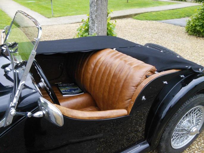 Réfection intérieur complet Morgan 4x4 en cuir vieilli